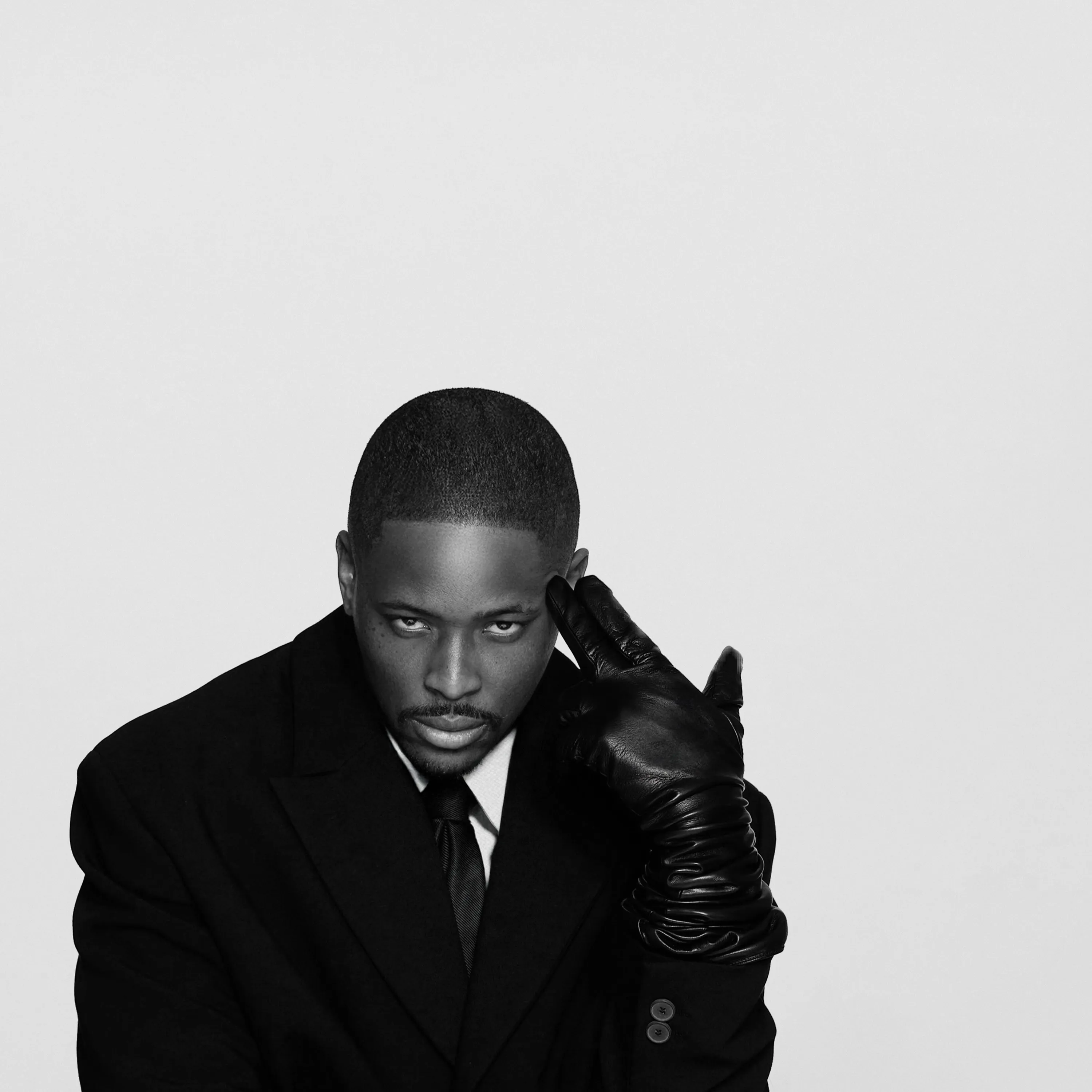 YG - THE GENTLEMEN'S CLUB artwork